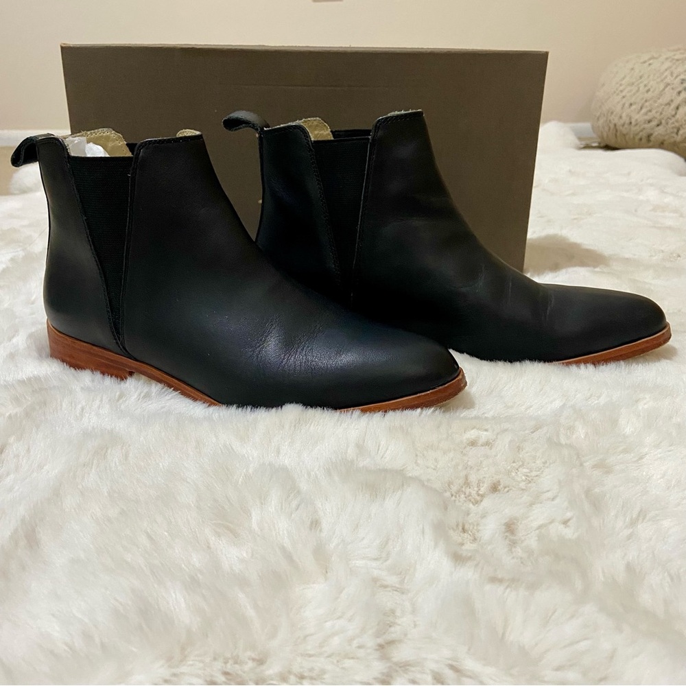 Nisolo Eva Everyday Chelsea Boot Black 7